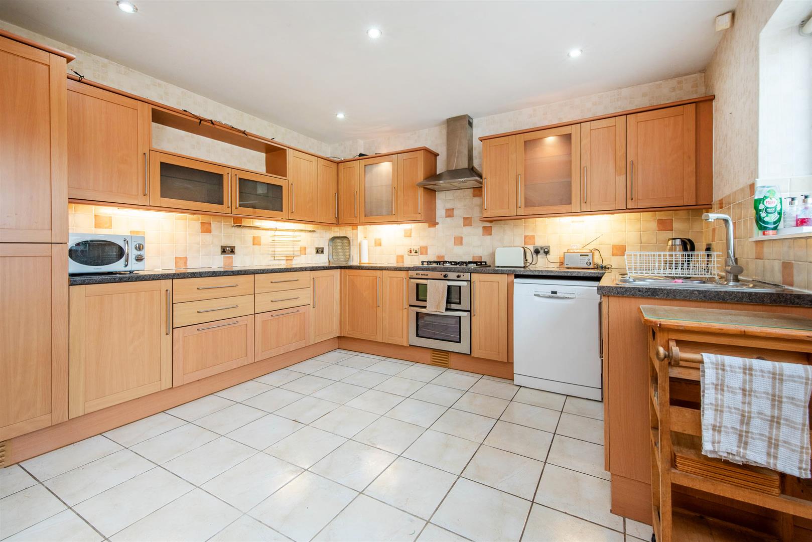 2 bed property in Liverpool Old Road, Preston